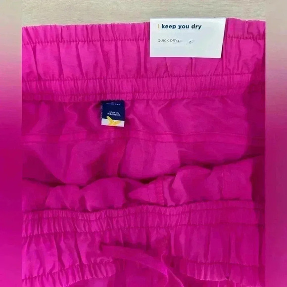 Old Navy Fuchsia Joggers - Picture 5 of 10